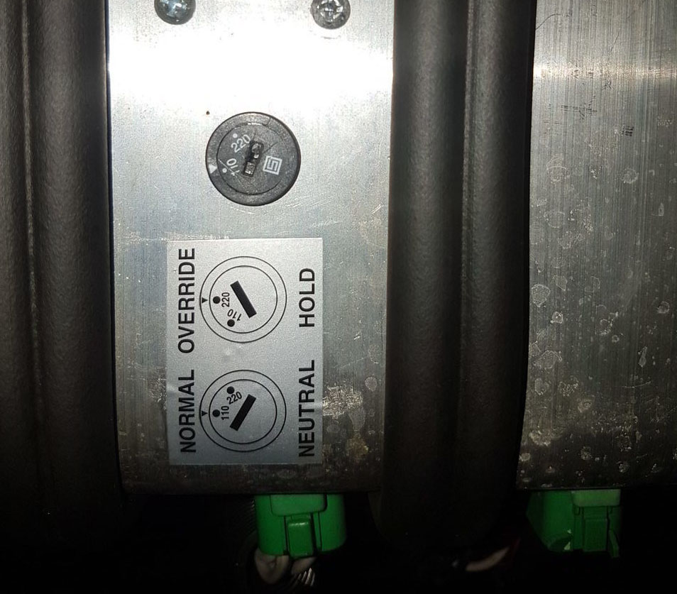 Slide Room Extension and Retraction (by hwh) [ForeForums Foretravel Motorcoach Wiki]