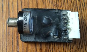 sgm_dash_air_temp_switch_01.jpg