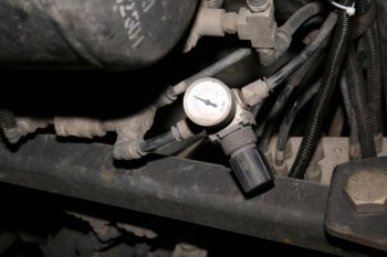 front_air_tank_regulator_-_1.jpg