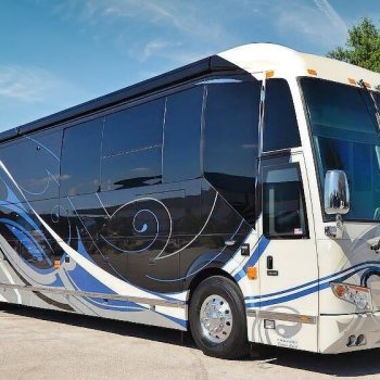 2021-prevost-ph.jpg